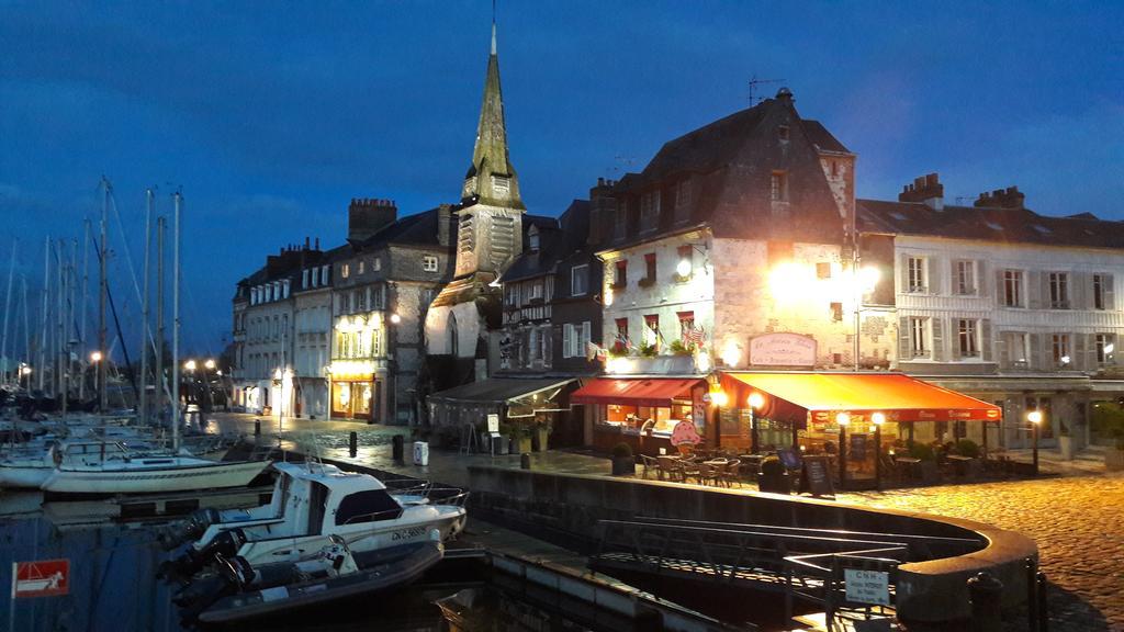La Compagnie De La Ville Honfleur Eksteriør billede