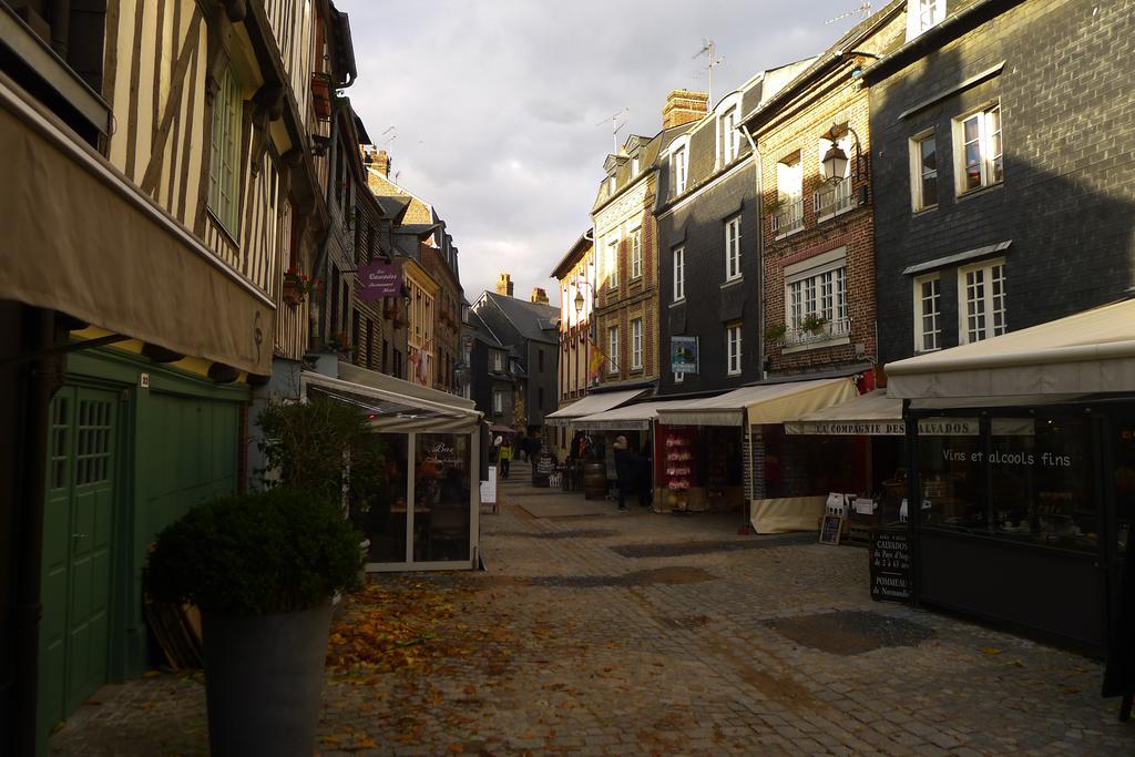 La Compagnie De La Ville Honfleur Eksteriør billede